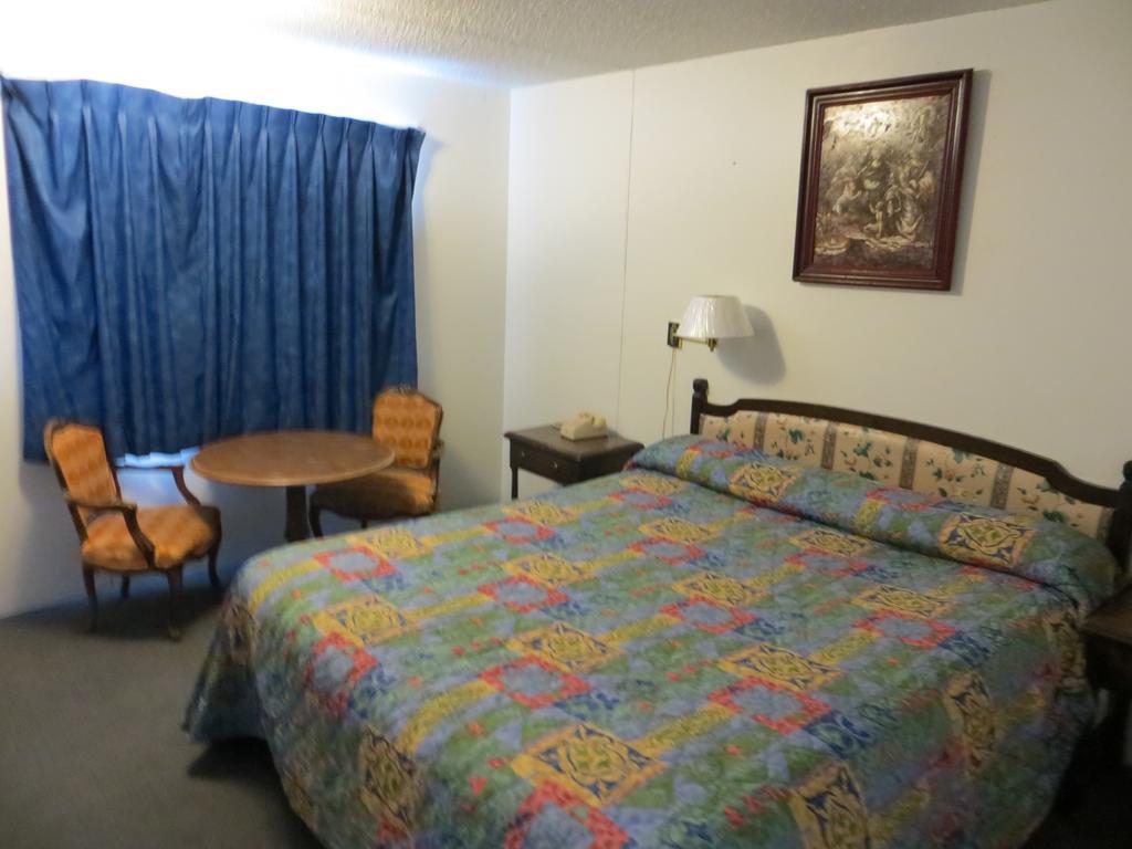 Economy Inn Tonopah Exteriör bild